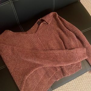 Women’s medium Windsor cropped sweater